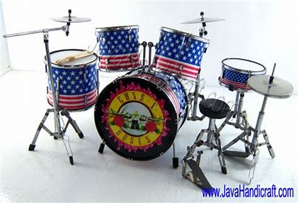 GUNS' N 'ROSES - THE ART OF MINIATURE DRUM SET