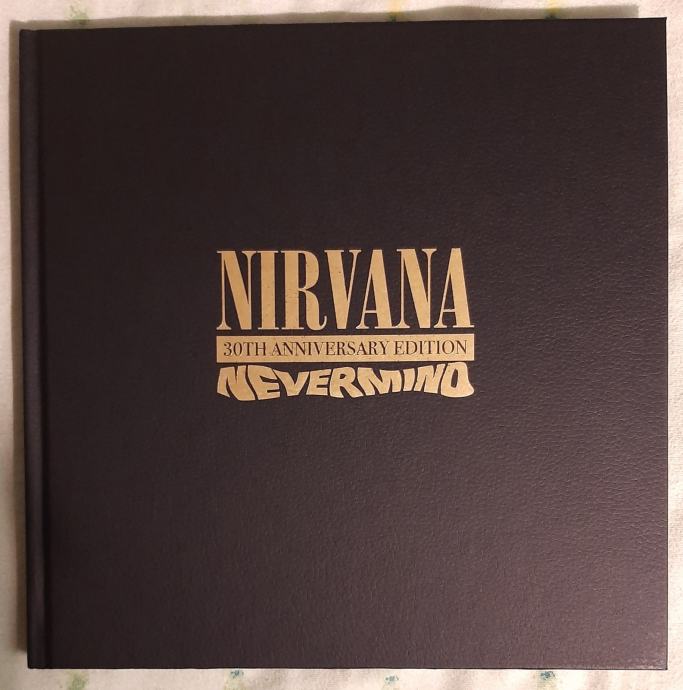 NIRVANA - NEVERMIND (5CD + BLURAY) BOXSET