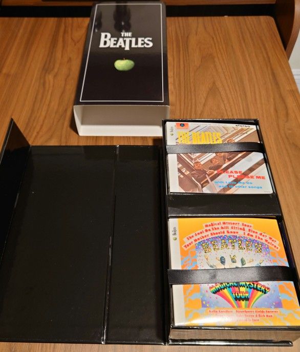THE BEATLES - THE BEATLES - THE ORIGINAL STUDIO RECORDINGS 15 CD/DVD BOX SET *(NM) -SET - UCD