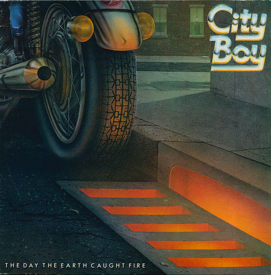 CITY BOY - THE DAY THE EARTH CAUGHT FIRE - USED VINYL
