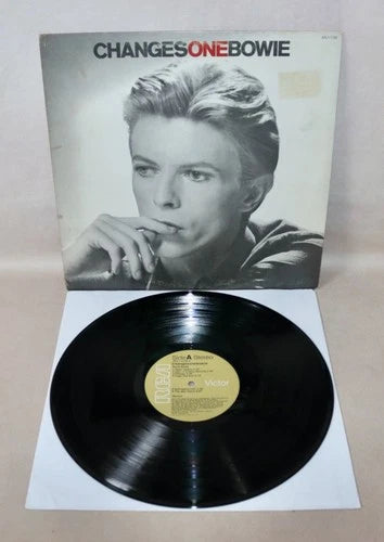 BOWIE, DAVID - CHANGES ONE BOWIE - 1976 - USED VINYL