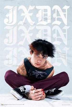 PER8632-JXDN CROSS LEGGED PORTRAIT - LARGE POSTER 24X36"