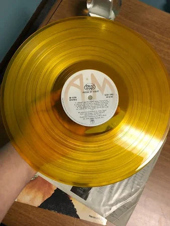 STYX - PIECES OF EIGHT - LIMITED EDITION GOLD VINYL - UV