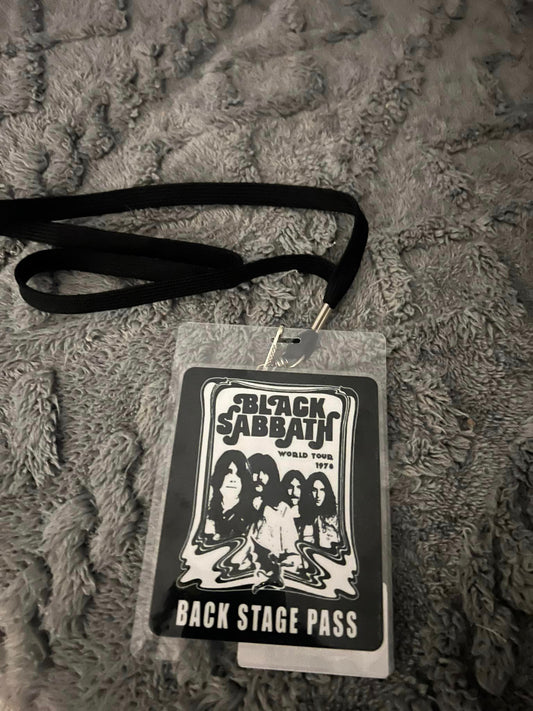 BACKSTAGE PASS - BLACK SABBATH - WORLD TOUR 1970-LICENSED MERCHANDISE