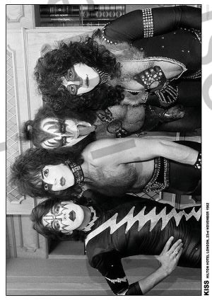 KISS - HILTON HOTEL LONDON - POSTER - 24X36"