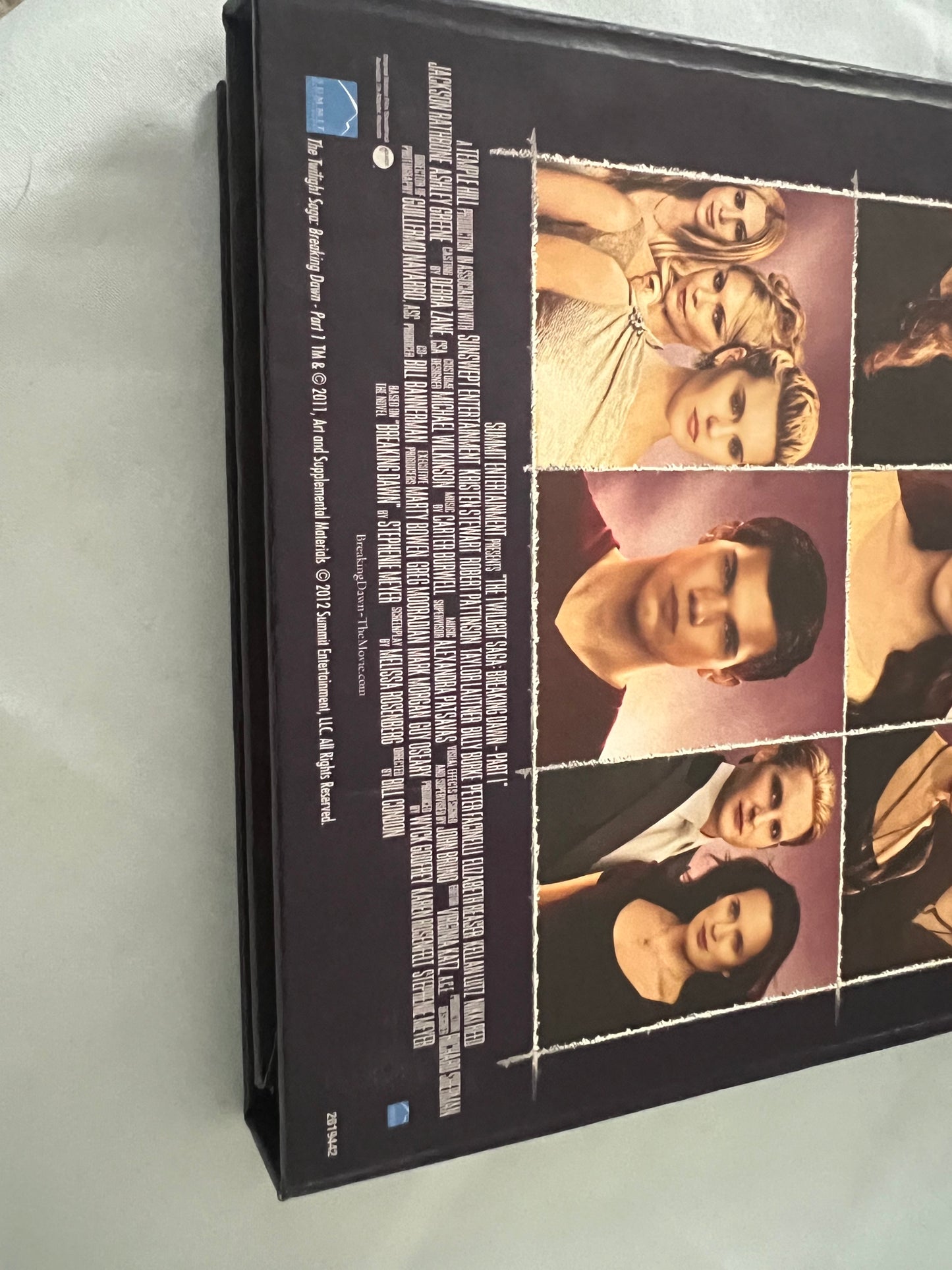 Twilight- The Twilight Saga- Breaking Dawn Part 1: Limited Collector's Edition (Used)