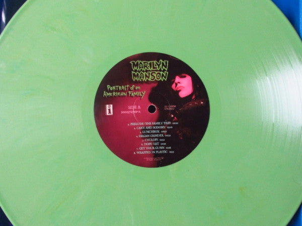 MARILYN MANSON - PORTRAIT OF AN AMERICAN FAMILY - LIMITED EDITION GREEN VINYL + TSHIRT BOXSET 2009 *(NM) HIGHLY COLLECTABLE..***RARE***- USED VINYL