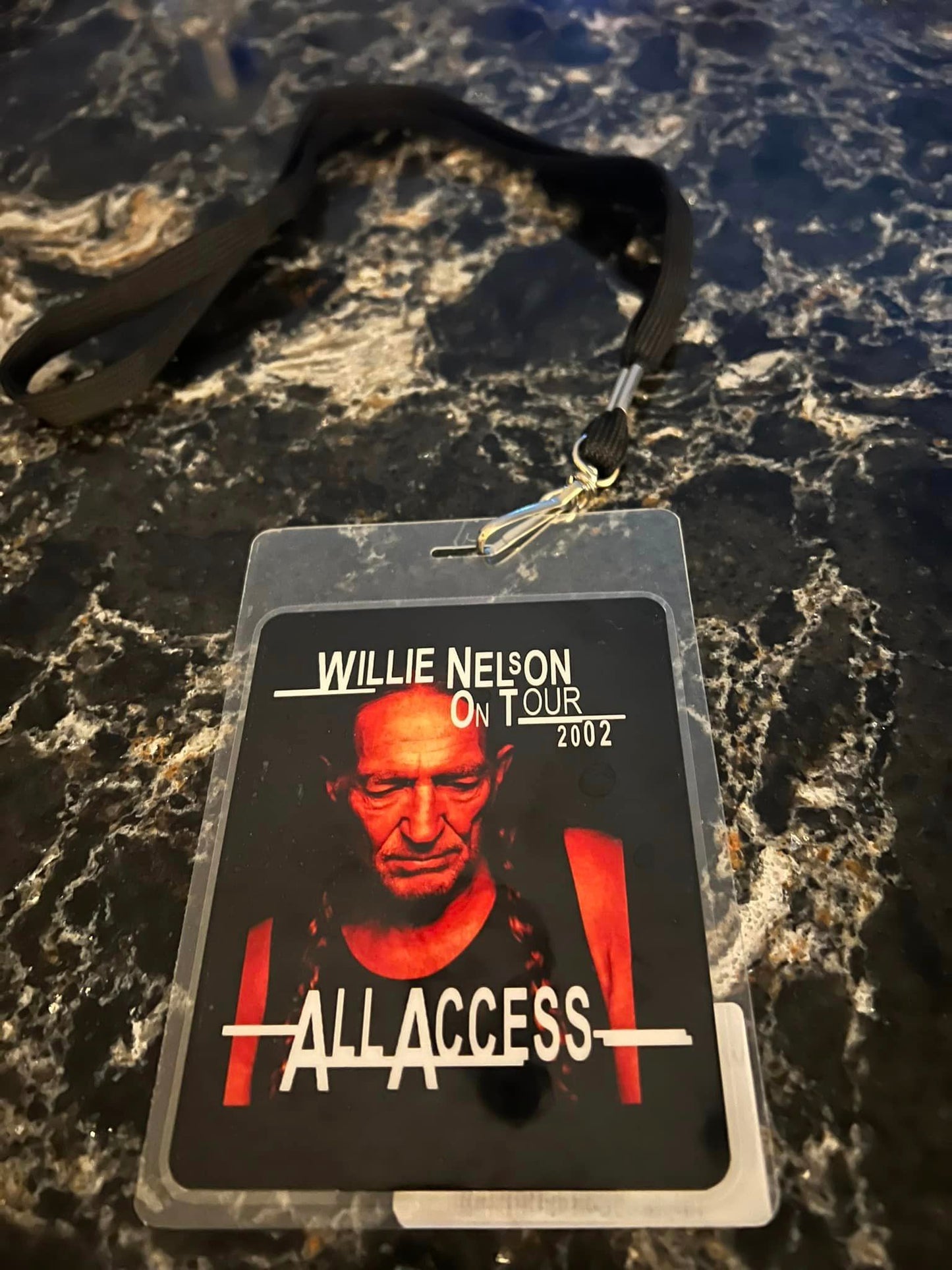 BACKSTAGE PASS - WILLIE NELSON - ON TOUR 2002 - LICENSED MERCHANDISE